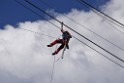 Koelner Seilbahn Gondel blieb haengen Koeln Linksrheinisch P432